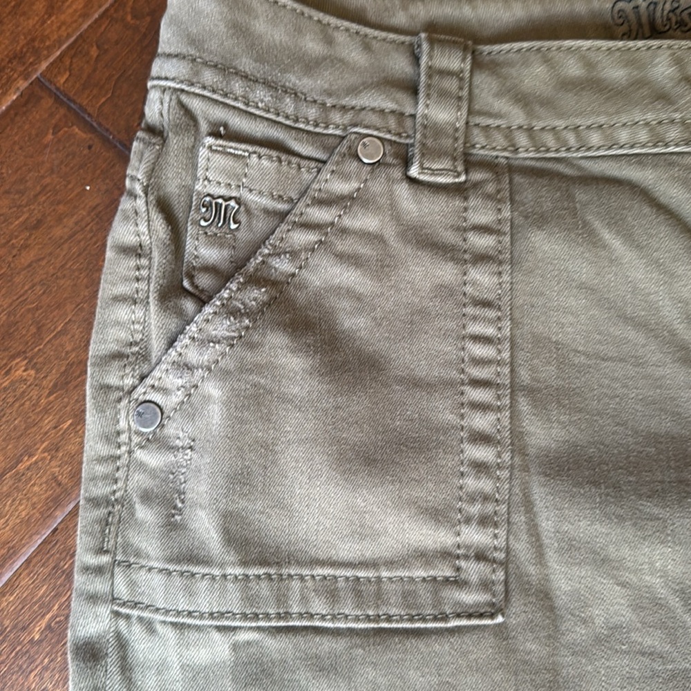 Miss Me Women's mid rise skinny green Jeans - Picture 3 of 7